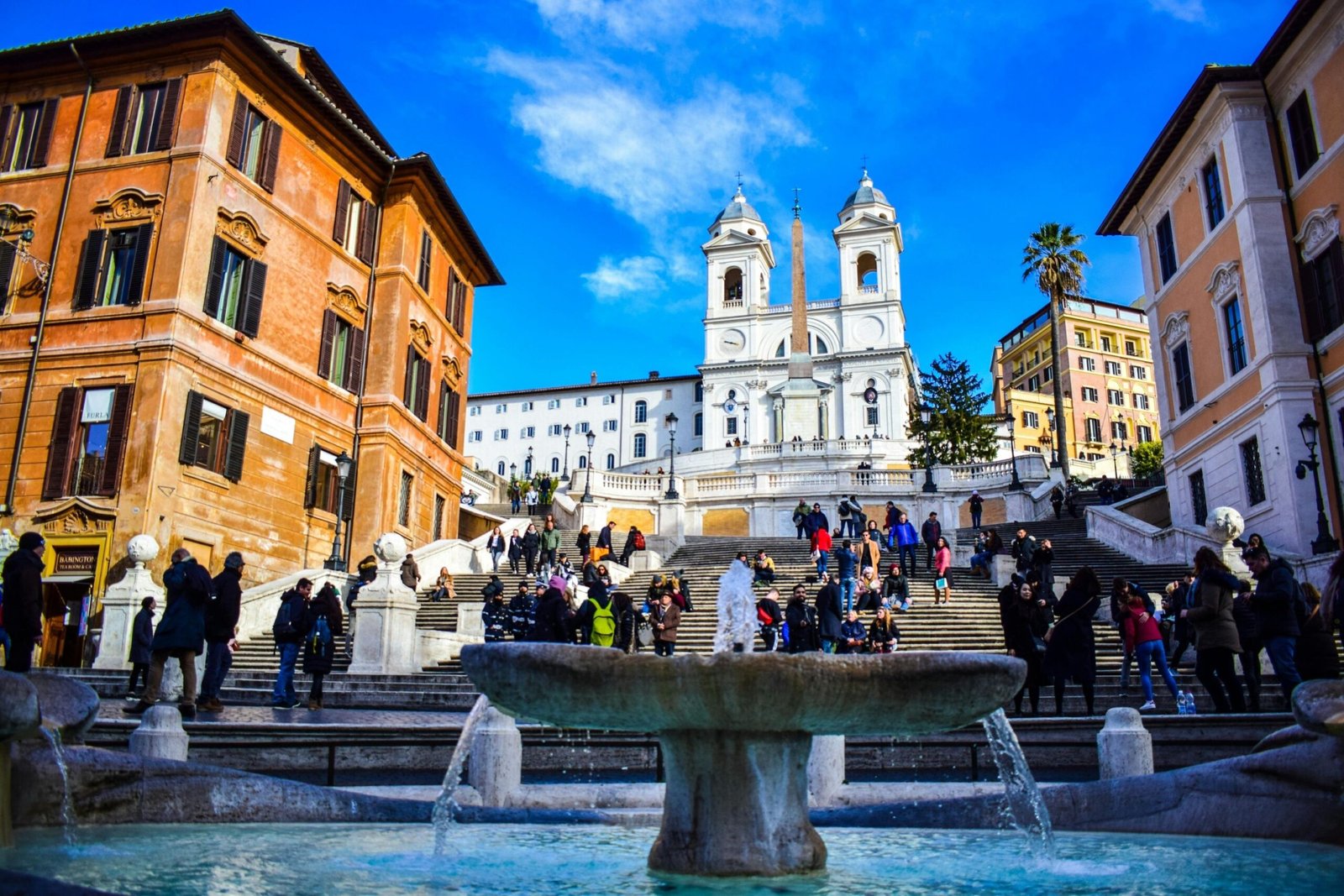 Roma da gezilecek yerler Spanish Steps İspanyol Merdivenleri