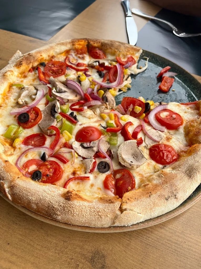 Zirvede servis edilen yemekler ve sunum