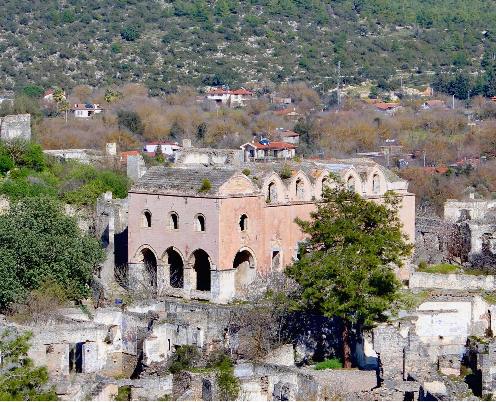 Yukarı Kilise (Taksiyarhis Kilisesi) - Antik kentin en görkemli yapısı