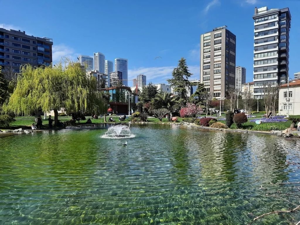 Göztepe 60. Yıl Parkı